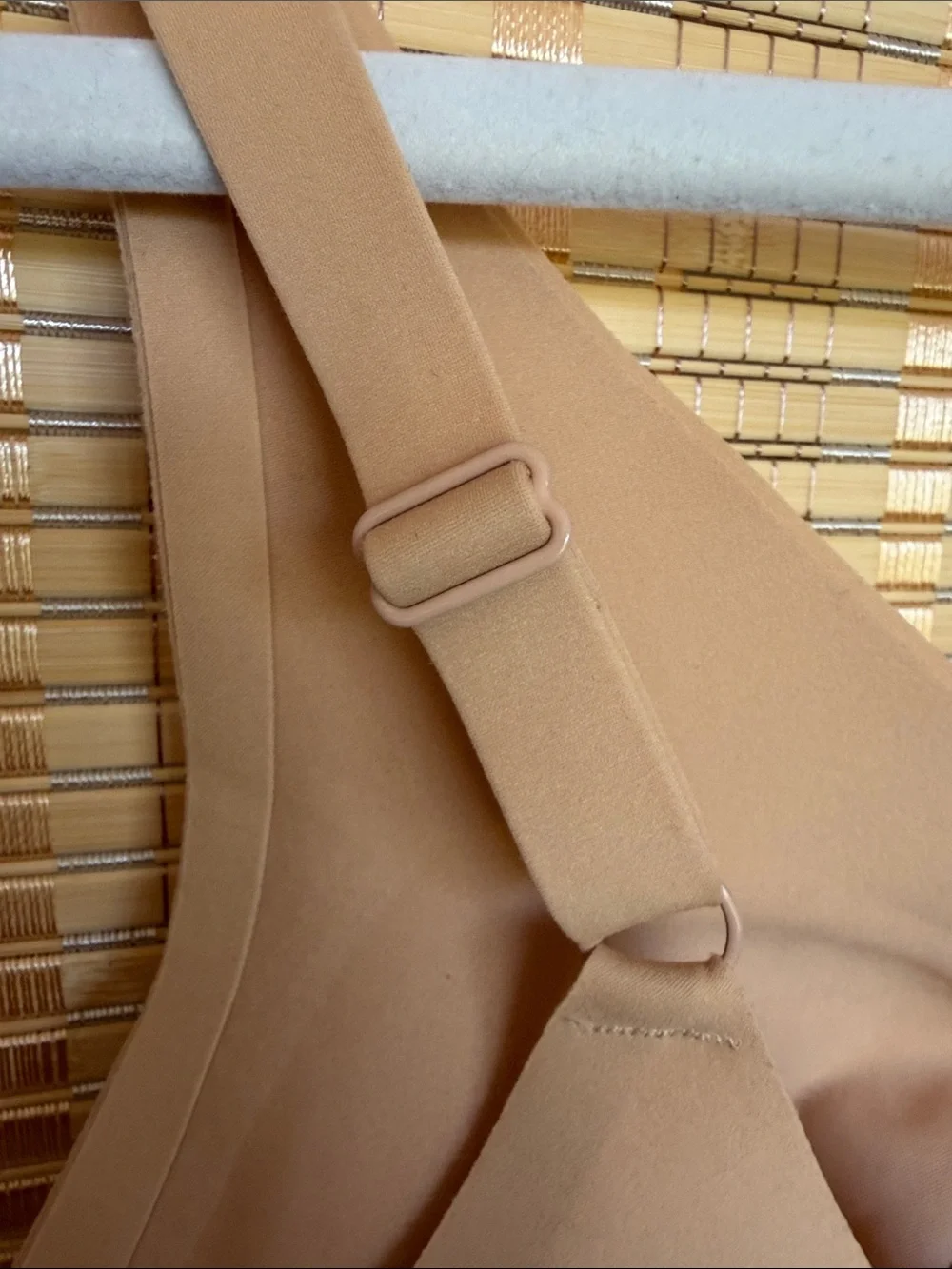 knix shadow mesh tshirt bra in beige, seamless wireless bra - Picture 15 of 17